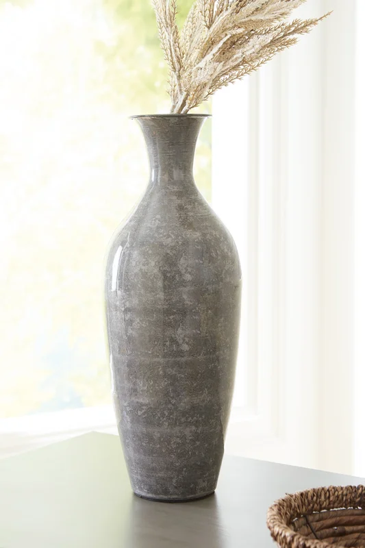 larafurn1128047